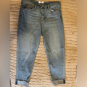 Levi’s Denizen boyfriend jeans